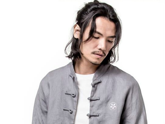 家佳樂文學(xué)復(fù)古刺繡男士唐裝