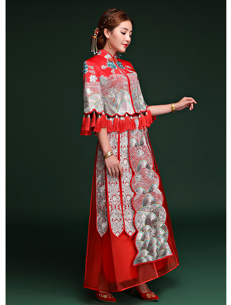 復(fù)古典雅中式禮服，袖波浪紋新娘結(jié)婚禮服