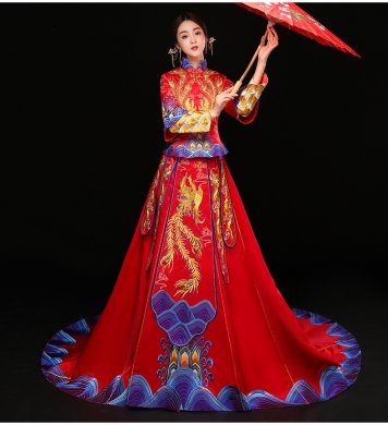 水波紋刺繡中式禮服，奢華拖尾新娘結(jié)婚禮服