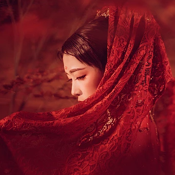 朱紅嬌艷女生頭像，唯美古風(fēng)真人頭像