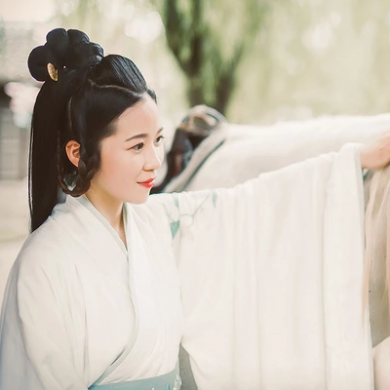 優(yōu)雅白衣女子頭像，唯美古風(fēng)真人頭像