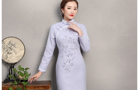 紫色繁花旗袍，復(fù)古刺繡旗袍裙