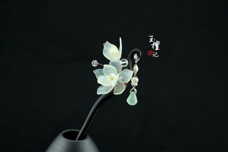 古風(fēng)玉蘭花黑檀木簪子，手工玉簪花頭飾