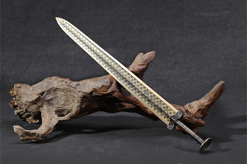 越王勾踐劍青銅劍，仿古兵器寶劍圖片