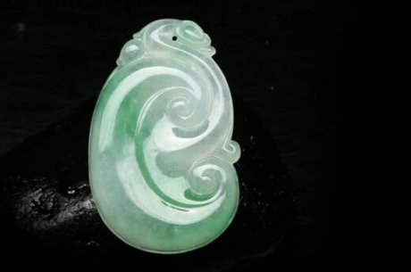 緬甸翡翠，如意玉吊墜