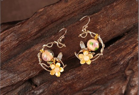 華貴典雅閃閃耳環(huán)，清新淡黃花朵耳環(huán)首飾