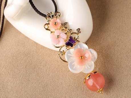 復(fù)古花形朵少女粉鎖骨鏈，氣質(zhì)閨蜜項(xiàng)鏈?zhǔn)罪? / data-mVLv=