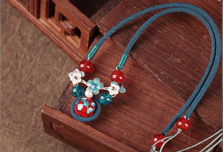 藍色琉璃吊墜家佳樂文學鎖骨鏈，古風簡約花朵項鏈