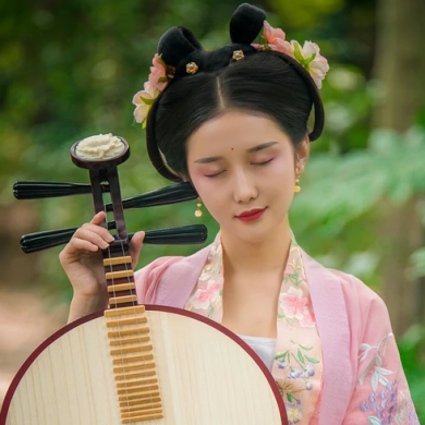 美人來(lái)此時(shí)尚典雅，唯美古風(fēng)真人頭像