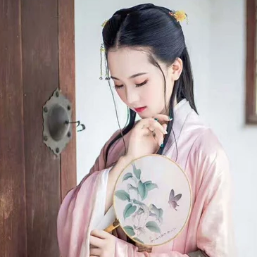 漢服女生頭像，古風(fēng)真人女子頭像