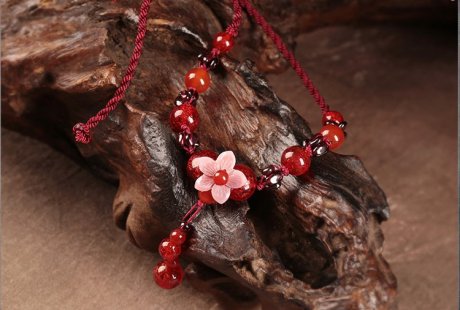 柔情紅色鎖骨鏈，民族風(fēng)紅珠項鏈?zhǔn)罪? / data-QI80=