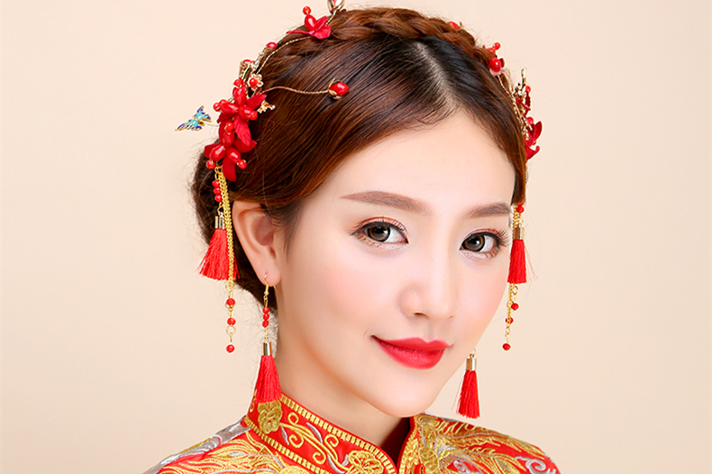 紅色頭飾邊夾耳鉤套裝，2017新款新娘配色