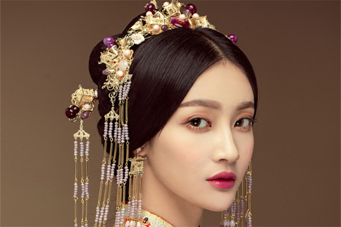 紫色串珠流蘇鳳冠結(jié)婚頭飾，中式古裝發(fā)飾