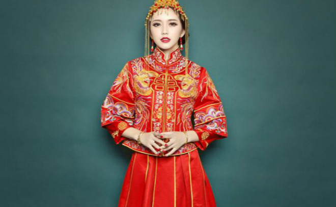 家佳樂文學秀禾服刺繡裙褂中式禮服