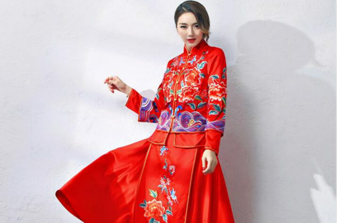 家佳樂文學秀禾服褂群中式禮服