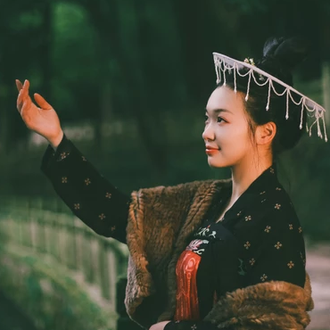 優(yōu)雅時尚女生頭像，唯美古風(fēng)真人頭像