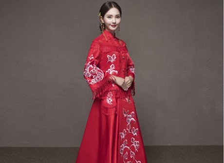 蝶戀花蘇繡新娘結(jié)婚禮服，唯美大氣中式禮服