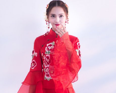 荷葉袖中式禮服，唯美牡丹花新娘禮服