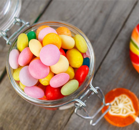 幼兒英語(yǔ)教案《Colors》 認(rèn)識(shí)顏色