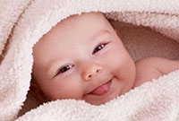 一看到小紅點(diǎn)就當(dāng)濕疹、痱子開始用